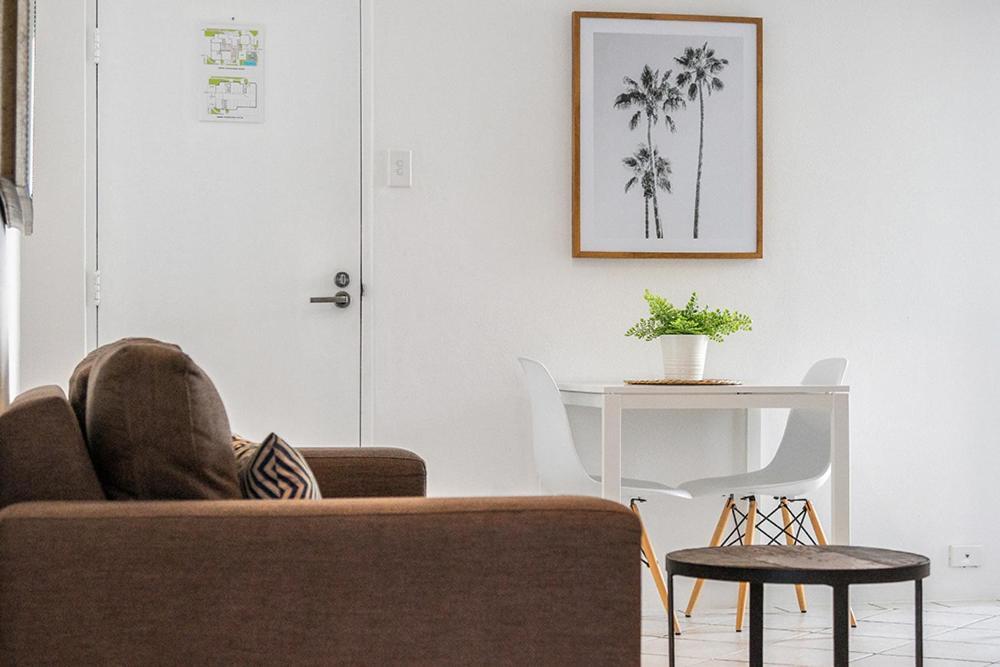 Standard One-Bedroom Apartment,958499044:JPEG